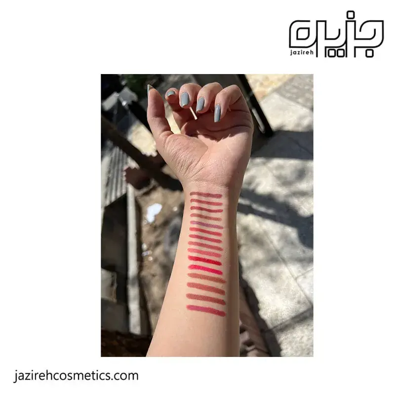 رژ لب مدادی یورن